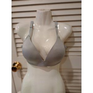 Victoria secret bra 34DD